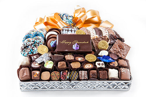 66pc Choco prtzls, grhms, Oreos, Bisctti, shrtbrd. Choco & truffles. Foil leaf & plq Happy Chanukah