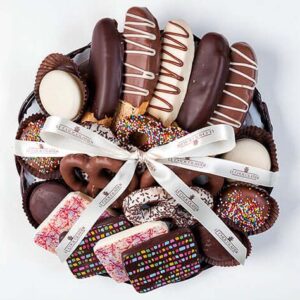 20 pc crunchy chocolate covered cookies, pretzels, & Oreos, dipped biscotti, & covered grahams