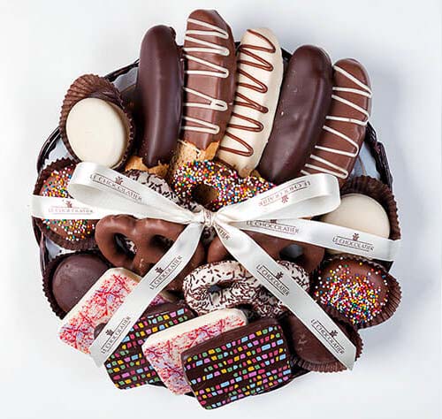 20 pc crunchy chocolate covered cookies, pretzels, & Oreos, dipped biscotti, & covered grahams